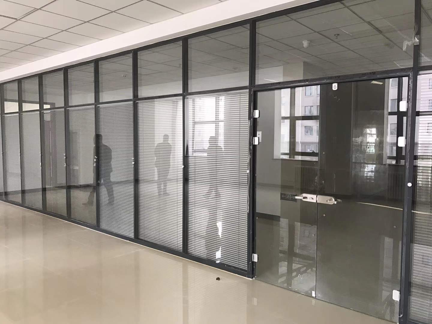 兴安盟折叠门电动门 - 方案